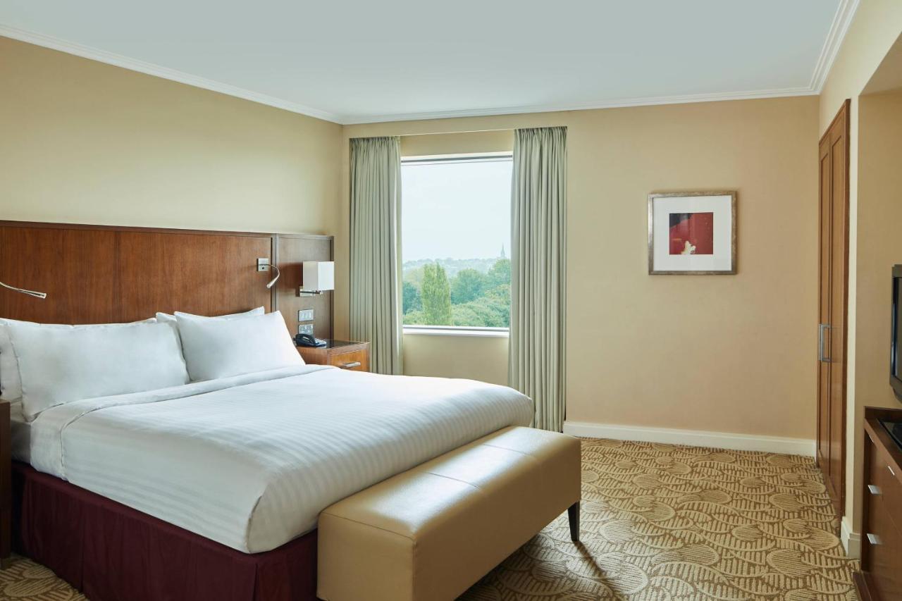 London Twickenham Stadium Hotel, A Member Of Radisson Individuals Bagian luar foto