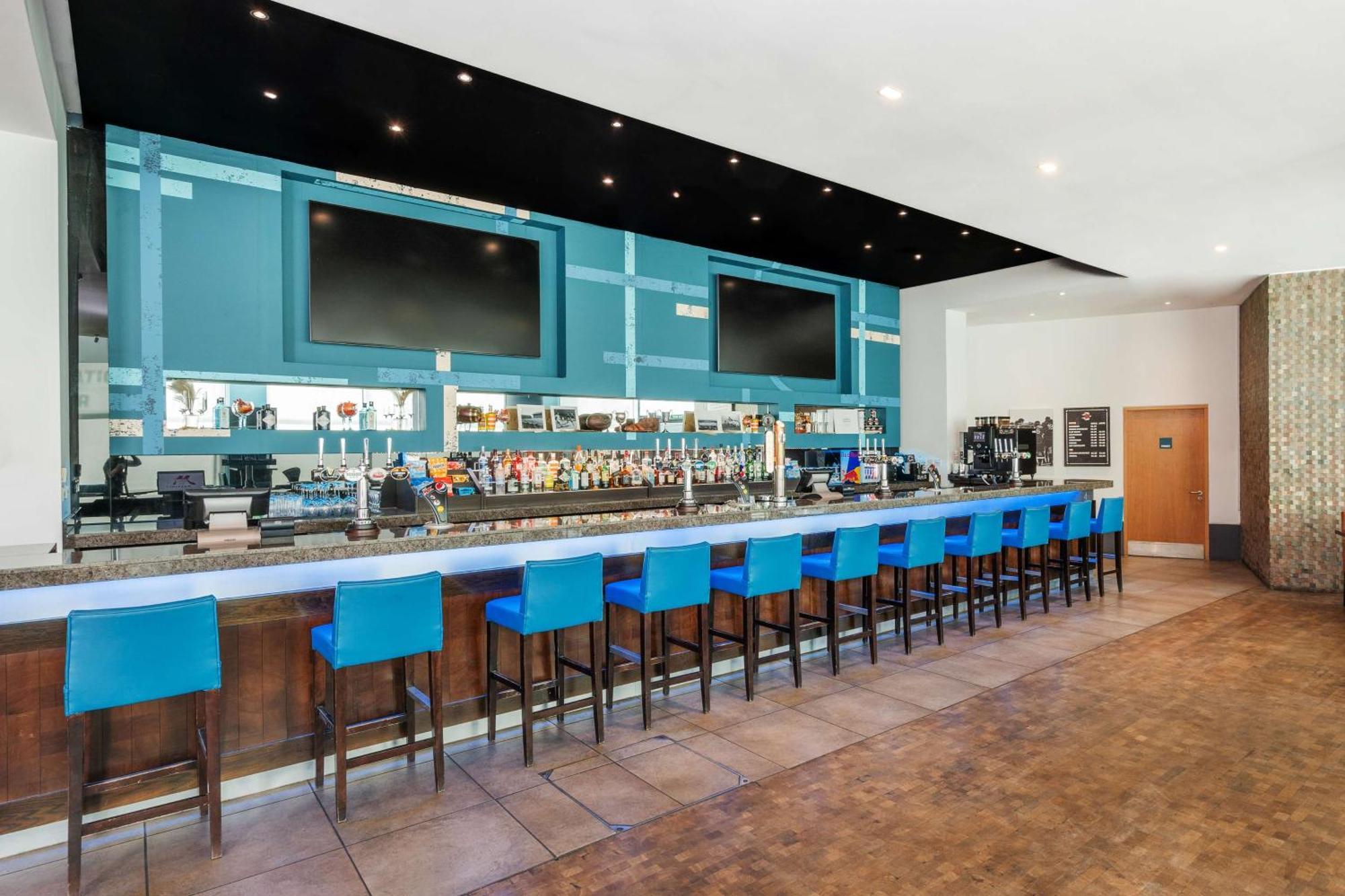 London Twickenham Stadium Hotel, A Member Of Radisson Individuals Bagian luar foto